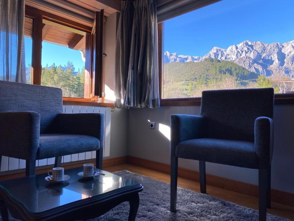 Picos De Europa Suites And Rooms Turieno Eksteriør bilde