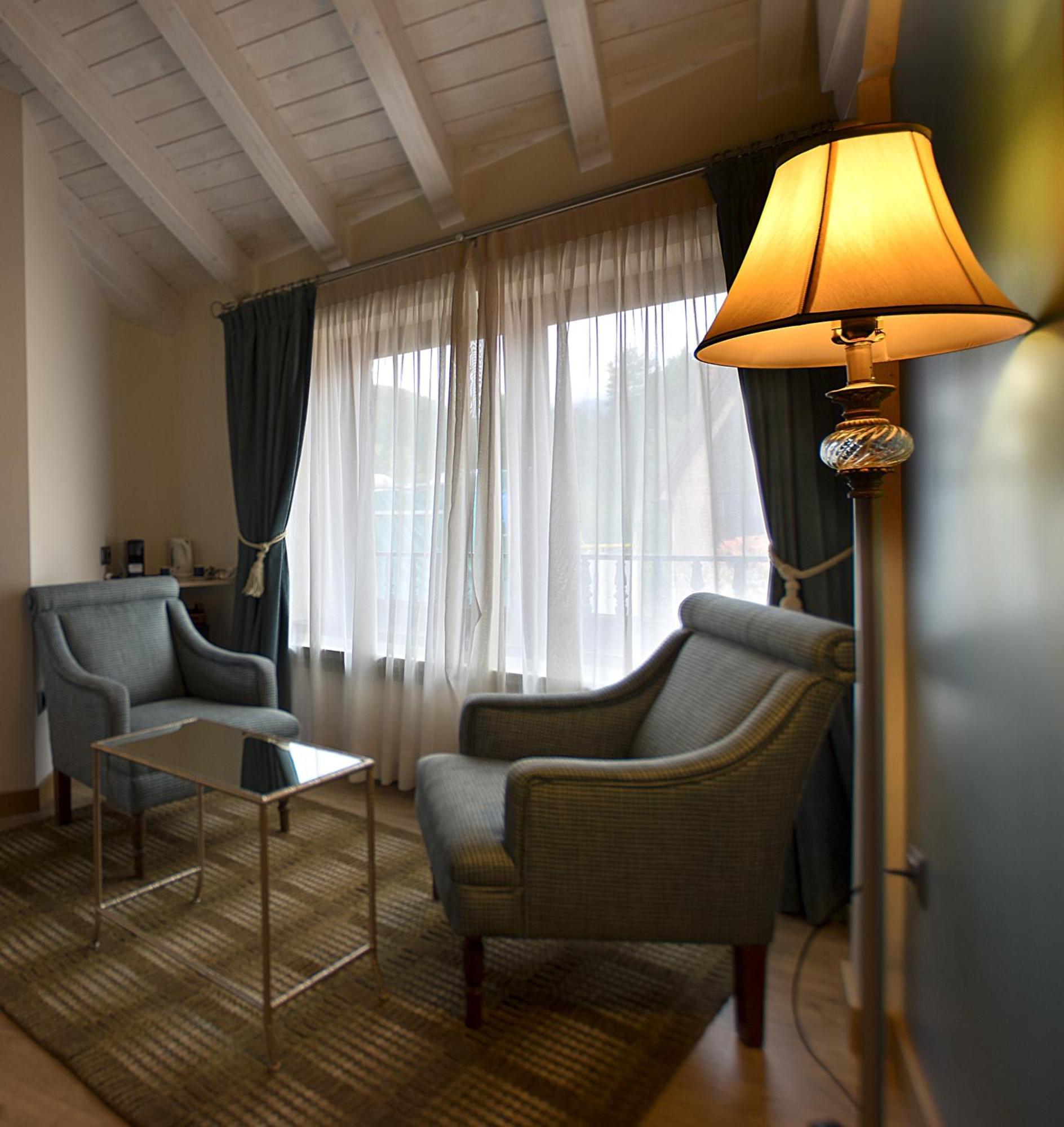 Picos De Europa Suites And Rooms Turieno Eksteriør bilde